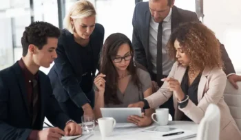 Top 10 KPIs to Measure LinkedIn Ads Effectiveness in B2B